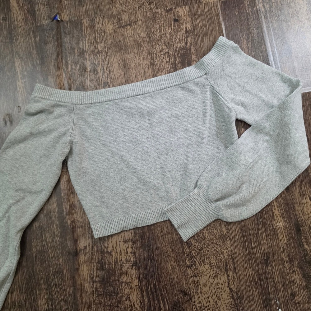 GARAGE Crop Sweater Womens Medium Gray Off Shoulder Ribbed Knit Long Sleeve
